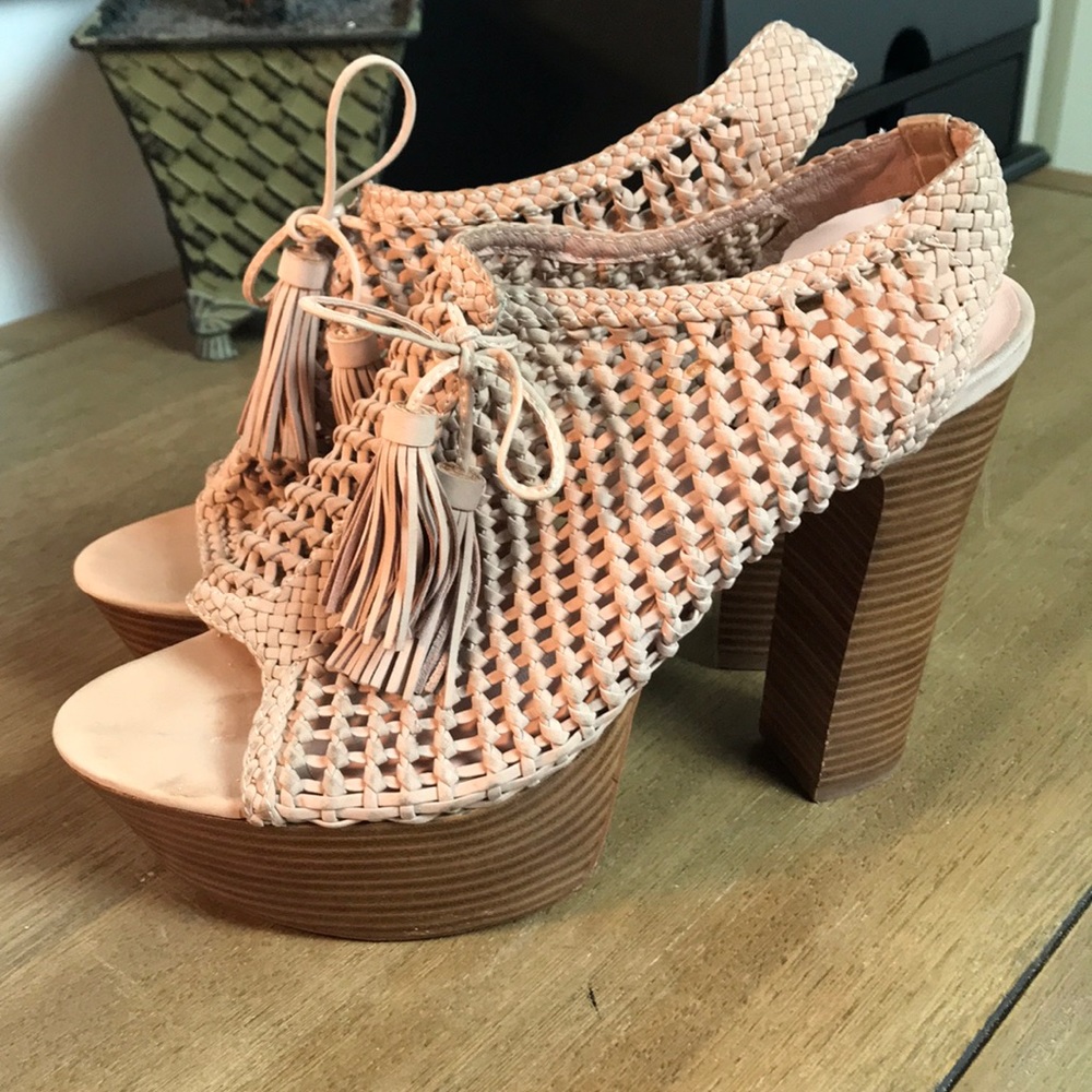 PENCEY Alexus Woven Platform